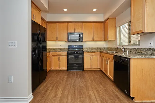 14625 Magnolia Blvd Photo 1