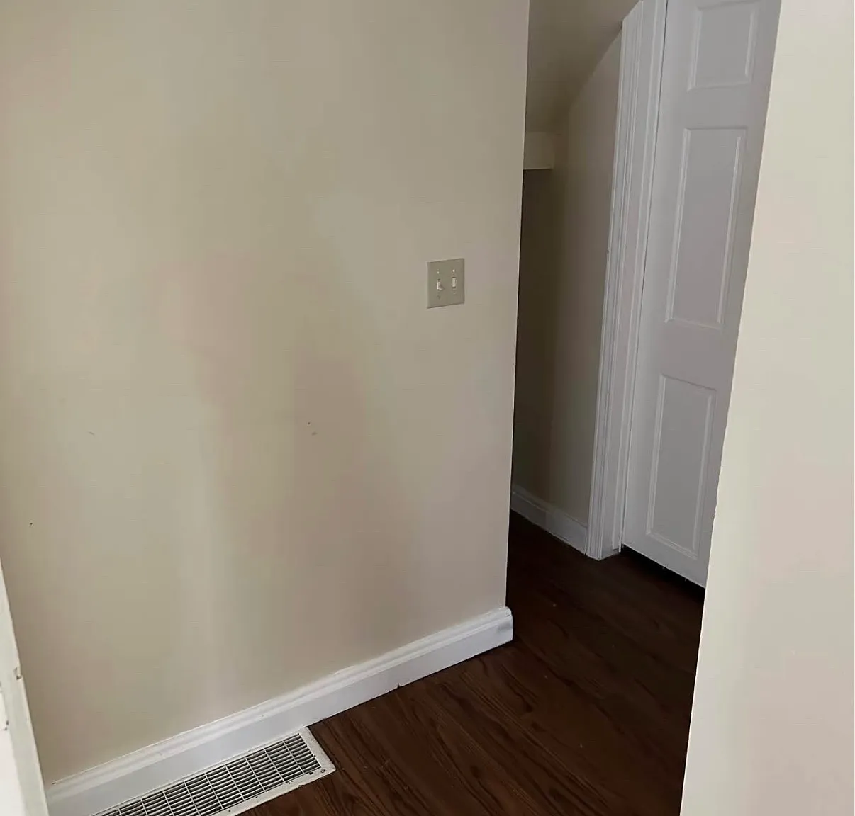 2 bed, $1,200 — Photo 4