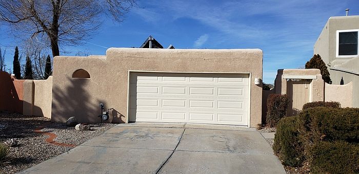 1st image of 4905 Oso Grande Pl NE