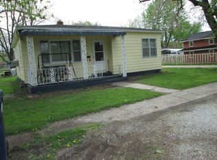 1905 Herbert St, Mount Vernon, IL 62864