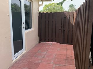 3190 NW 66th Dr #1, Fort Lauderdale, FL 33309