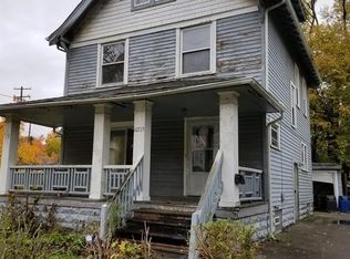 10715 Elmarge Rd, Cleveland, OH 44105