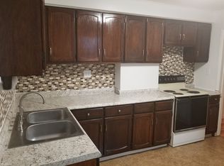 1400 Wolfe Ave, Braddock, PA 15104