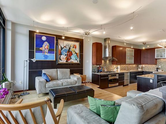5th image of 215 10th Ave S Unit 406