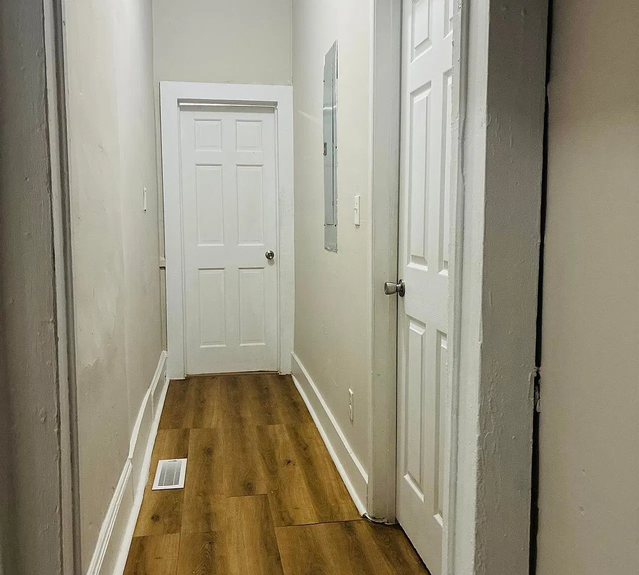 19 Central Ave — Photo 4