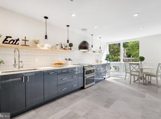 11575 Maple Ridge Rd, Reston, VA 20190