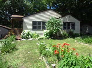 745 Carver Beach Rd, Chanhassen, MN 55317