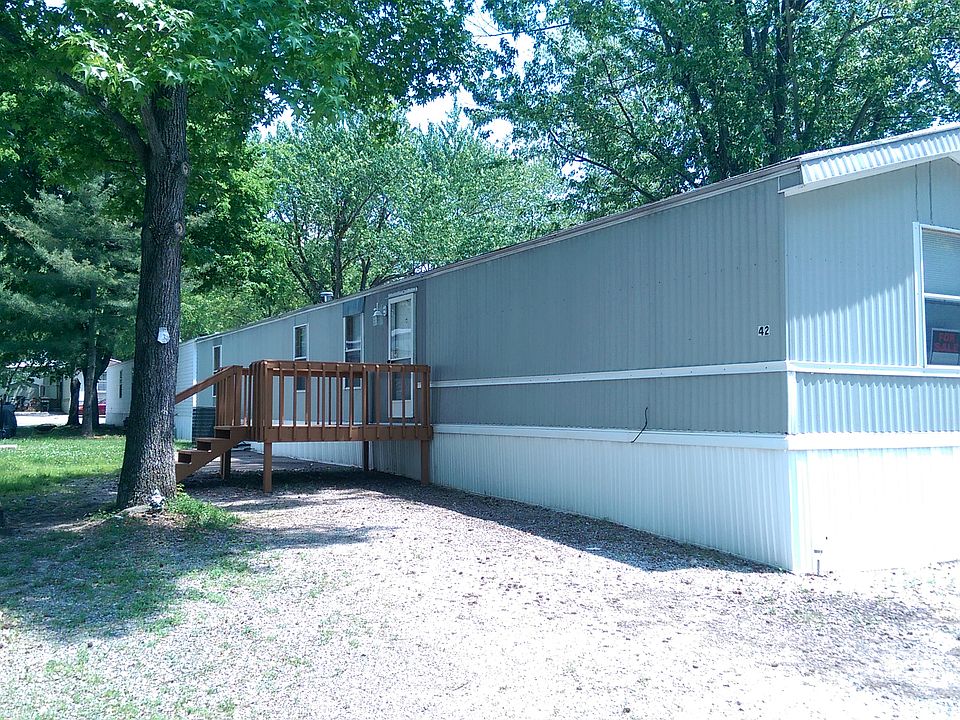 1st image of 42 Golden Ash Ln