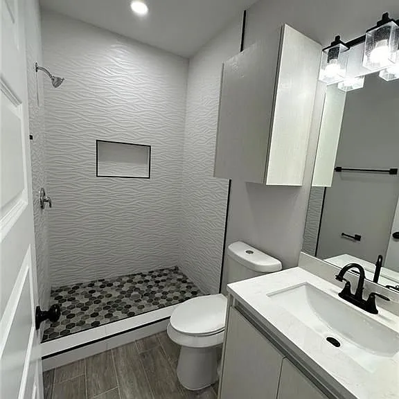 1012 Kohala Ave #1 — Photo 4