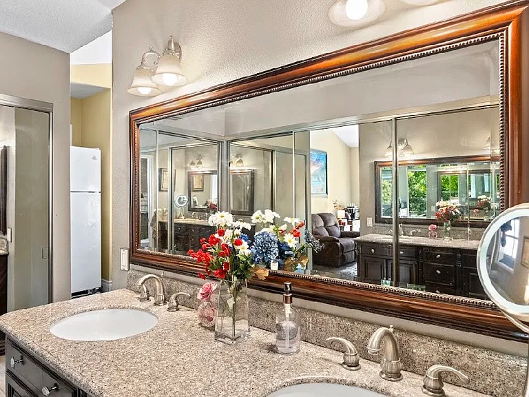 8101 E Woodsboro Ave — Photo 26