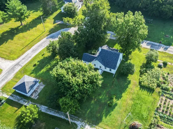 413 Water St, Cambridge, IA 50046
