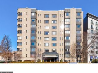 1 Scott Cir #118, Washington, DC 20036