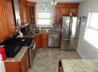 101 Daniel St, Port Reading, NJ 07064