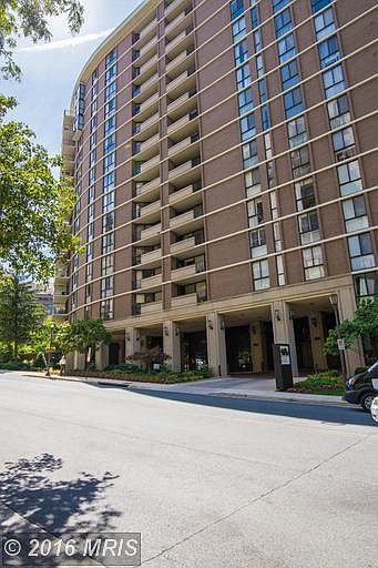 1st image of 4620 N Park Ave APT 301E