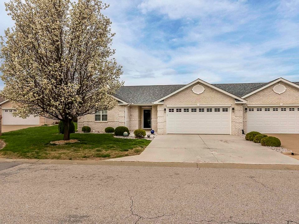 1st image of 659 Lake Harbor Dr