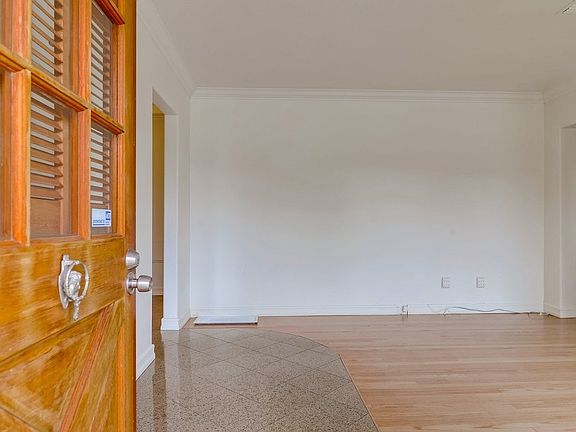 4th image of 3655 N Pershing Ave