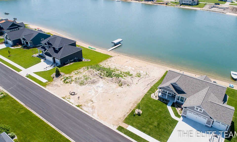1st image of 11401 Wake Dr
