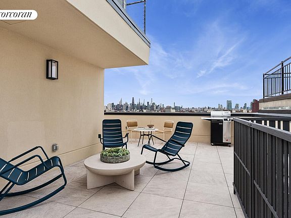 5th image of 758 Metropolitan Ave #1A