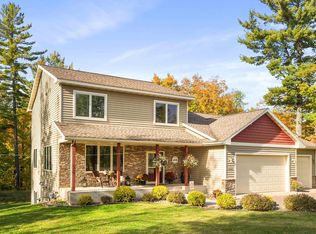 2521 Otter Creek Dr, Cloquet, MN 55720