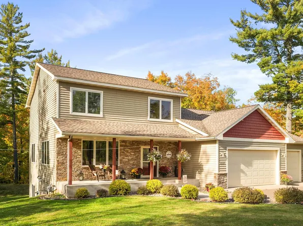 2521 Otter Creek Dr, Cloquet, MN 55720