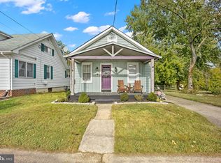 11 Holcomb Ln, New Castle, DE 19720