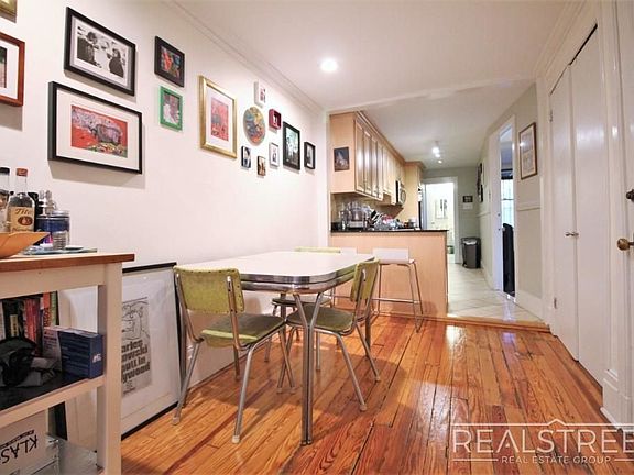 5th image of 221 Clinton Ave #1