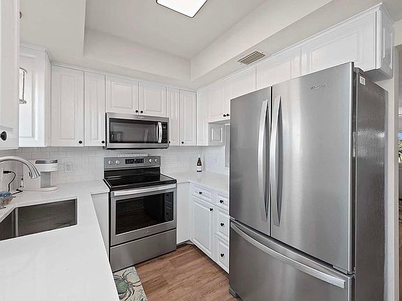 2nd image of 476 Bristle Cone Ln #39