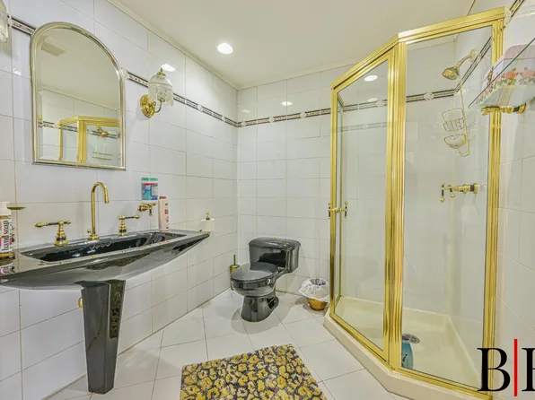 2445 East 65th Street image 10 of 30