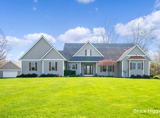 3431 5th St, Wayland, MI 49348