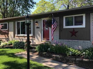 50639 Peggy Ln, Chesterfield, MI 48047