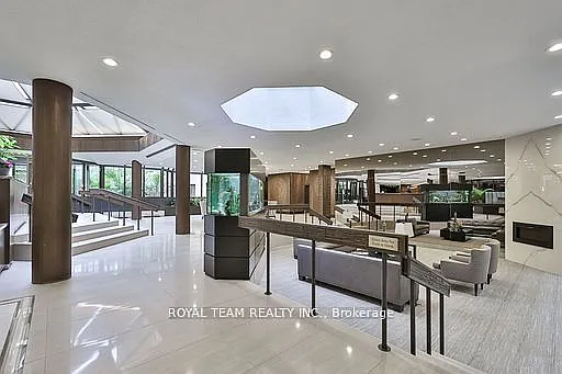 211 N Saint Patrick St S #Penthouse C-10 — Photo 6