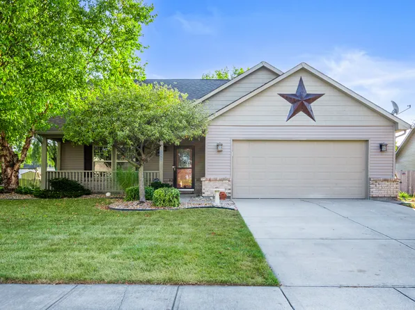 560 Redwood Dr, Pendleton, IN 46064