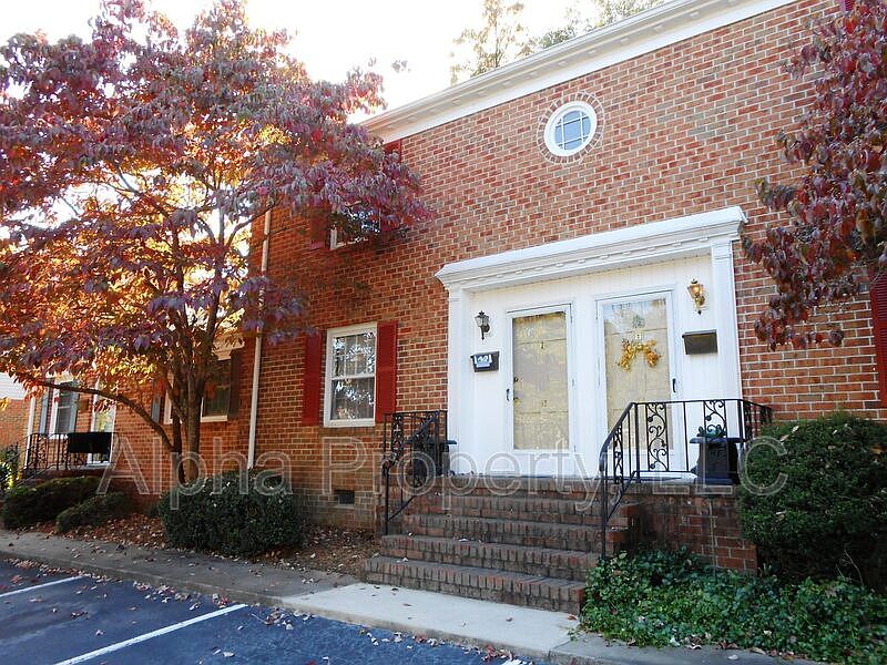 1st image of 815 Edwards Rd Unit 87