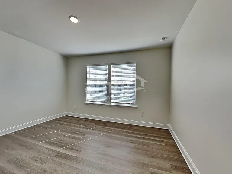 3511 Lincoln Heights Ln — Photo 18
