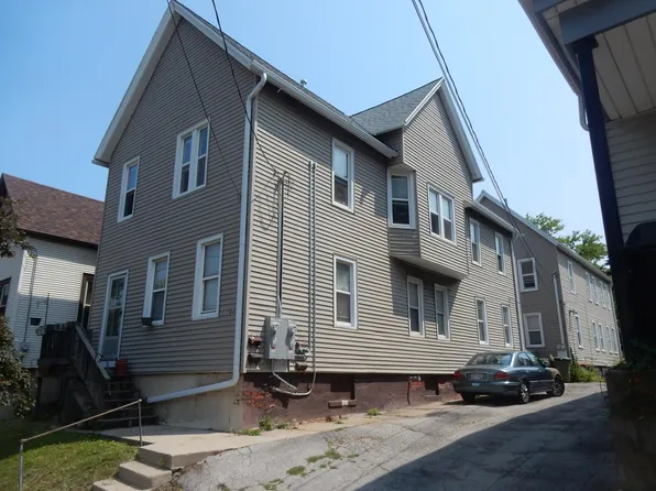1840 N Arlington Pl #D, Milwaukee, WI 53202