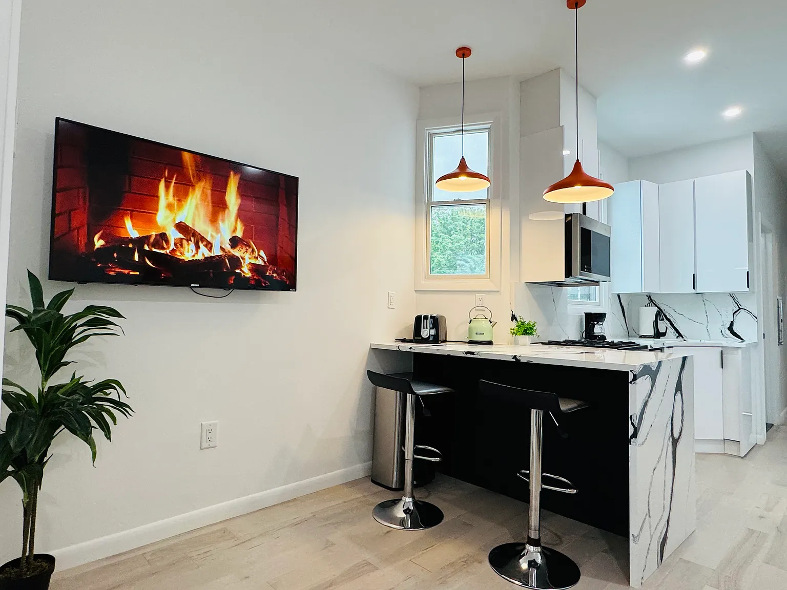1 bed, 750 sqft, $2,350 — Photo 3