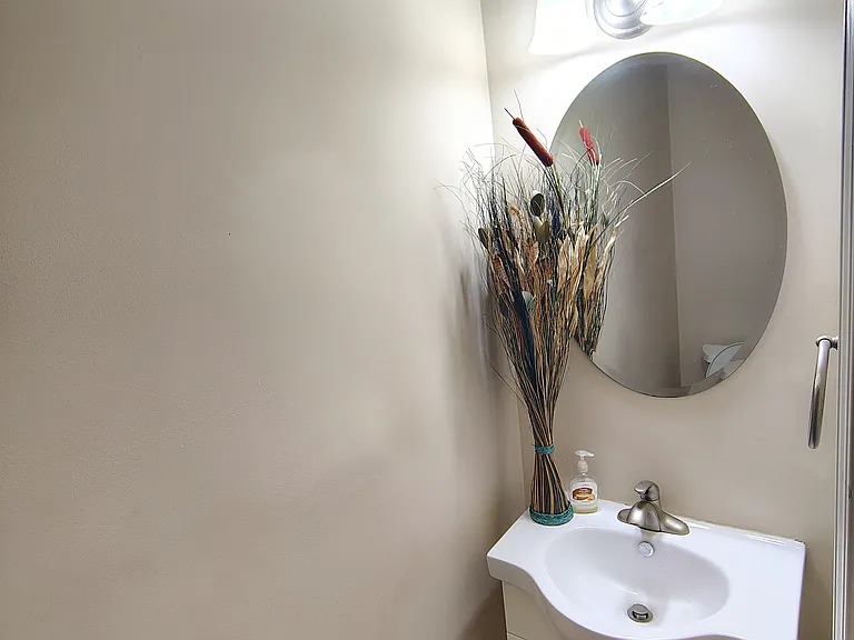 201 Wild Olive Dr — Photo 4