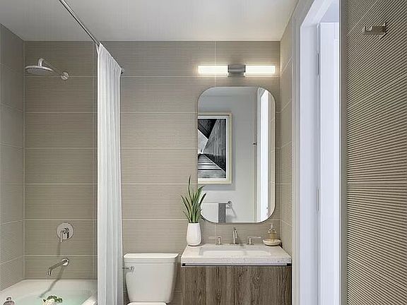 5th image of 70 W 37th St #Penthouse 10