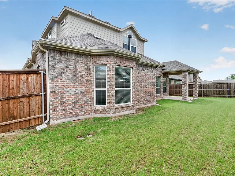 4300 Canadian River Dr — Photo 25