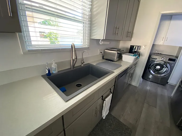 432 Washington St — Photo 38