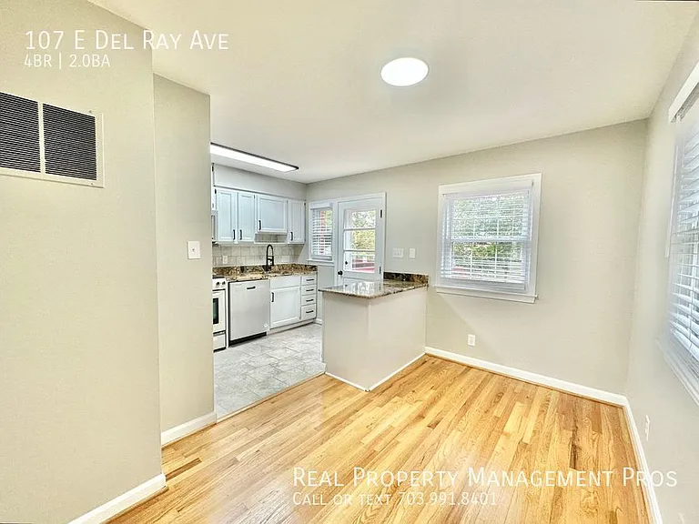 107 E Del Ray Ave — Photo 11