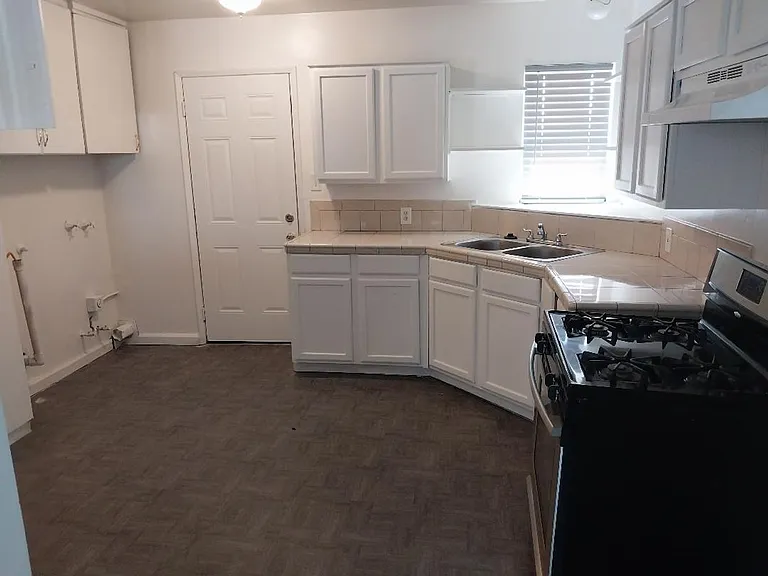 2013 Avondale Dr — Photo 13