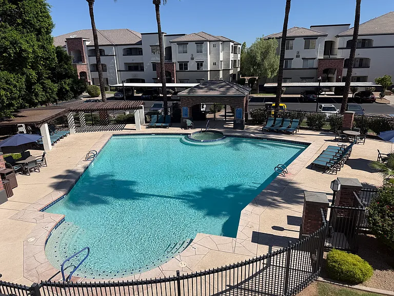Beautiful resort style pool