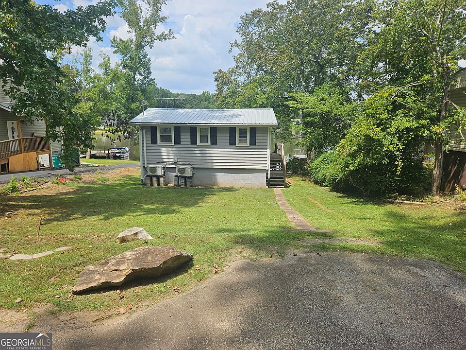 1st image of 126 Elizabeth Cir