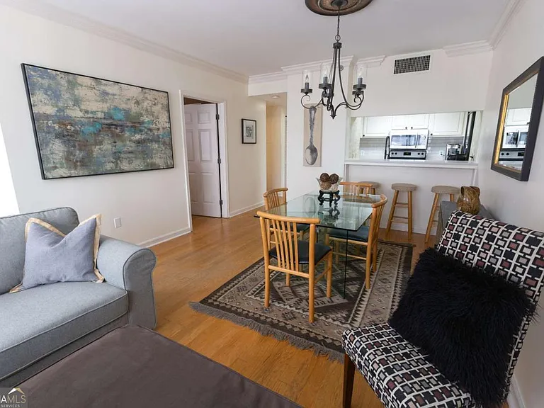 3481 Lakeside Dr NE #605 — Photo 3