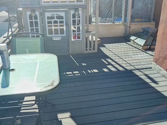 2nd image of 850 Manida St Floor 2