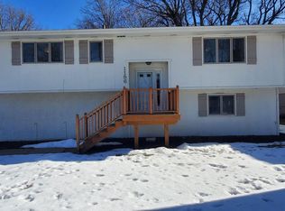 1156 N 18th Ave, Blair, NE 68008