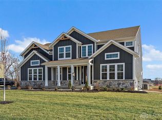 40 Wadestone Ln, Springboro, OH 45066
