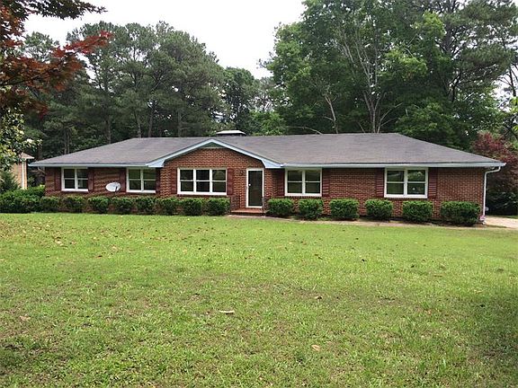 2nd image of 984 Bob Hannah Cir