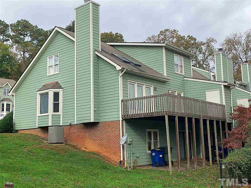 2nd image of 511 Caprice Ct